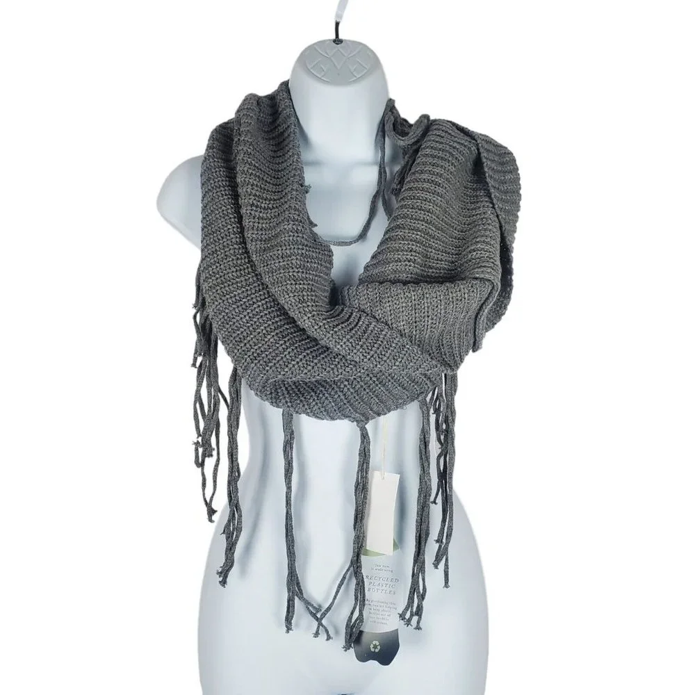 NEW QUAGGA GREEN LABEL Womens Recycled Polyester Infinity Scarf Gray Fringe